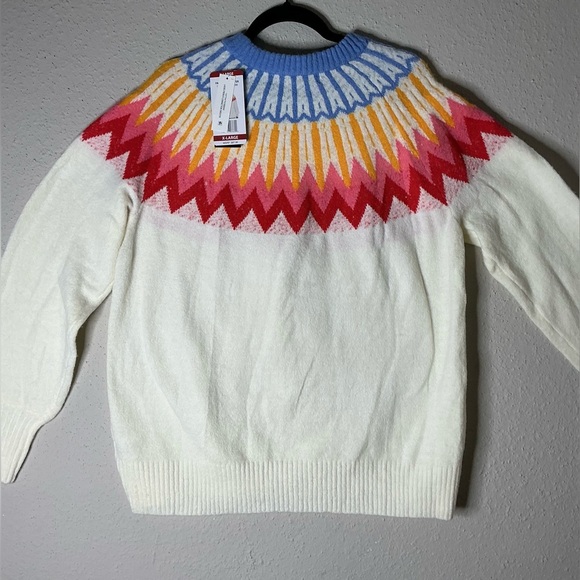 Nordic Pattern Crew Neck Sweater in Blue and Yellow - Picture 6 of 7